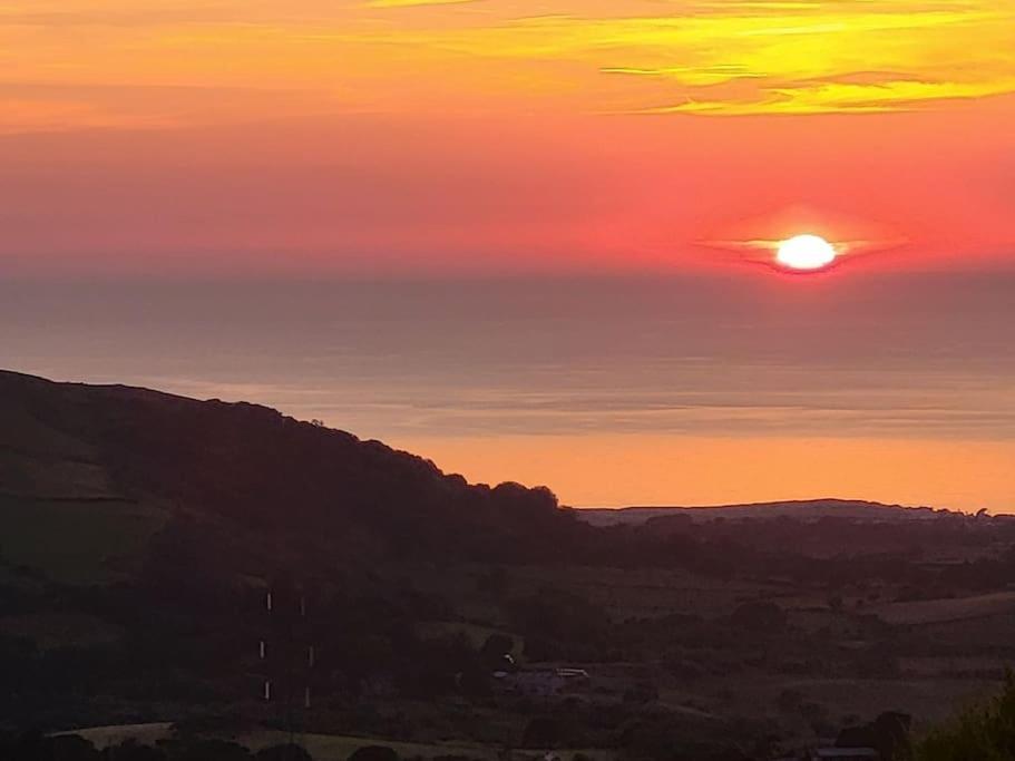 Llanllyfni Amazing Coastal & Sunset Views In Eryri 빌라 외부 사진